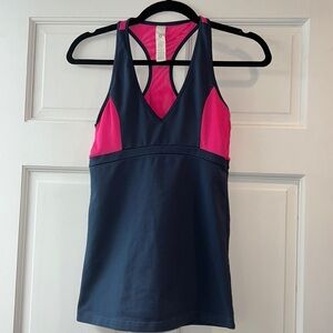Aerie American Eagle Racerback Vneck Tank w/Mesh Size Medium Grey/Bright Pink